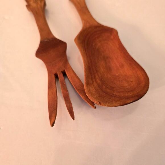 Vintage Carved Wooden Salad Spoon Fork Servers Floral Leaves 11.5in 70s 80s - Picture 4 of 9